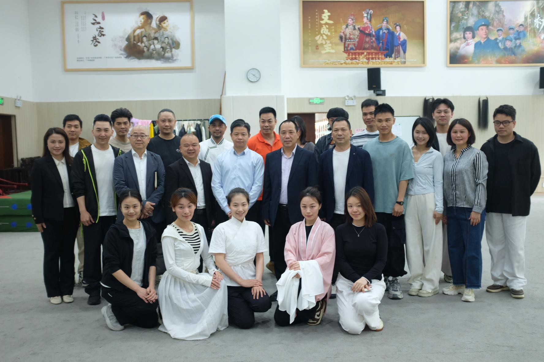 韓安貴帶隊(duì)赴廣州粵劇院開(kāi)展訪(fǎng)企拓崗促就業(yè)調(diào)研